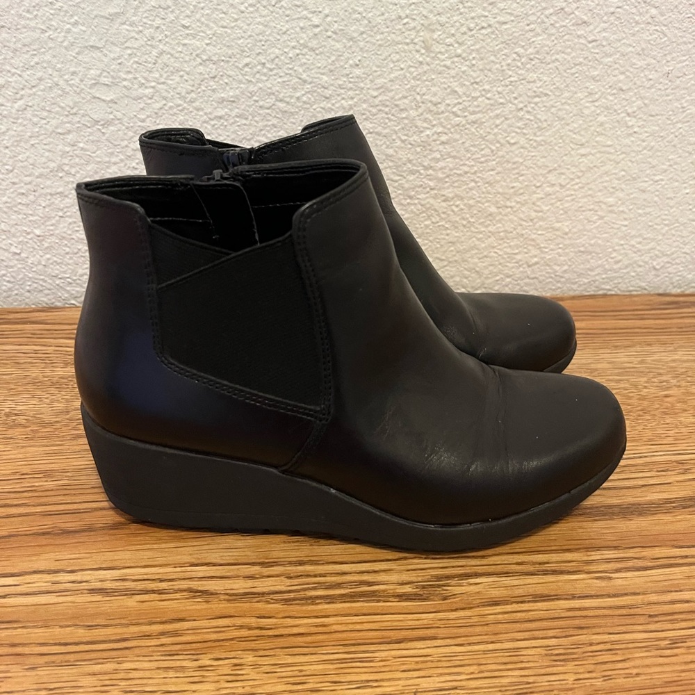 Easy Spirit Black Wedge Boots - Size 5 M